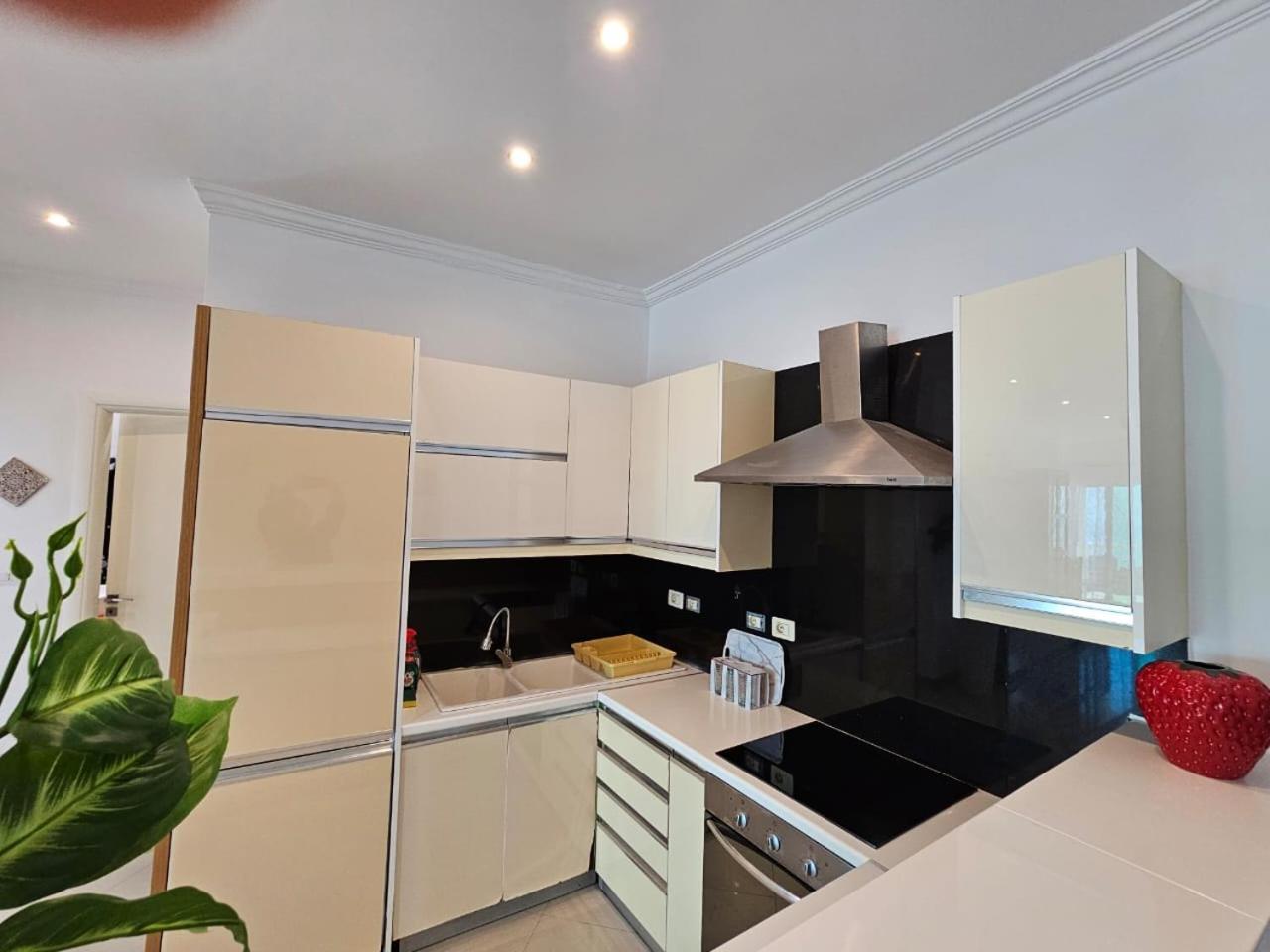 Seaside Jon Saranda Apartment ภายนอก รูปภาพ